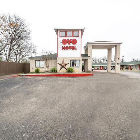 Oyo Hotel San Antonio Near At&T Center Exterior foto